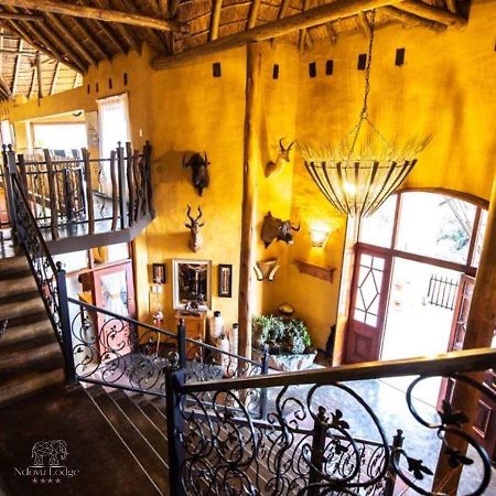 Ndlovu Lodge Pretoria-Noord エクステリア 写真